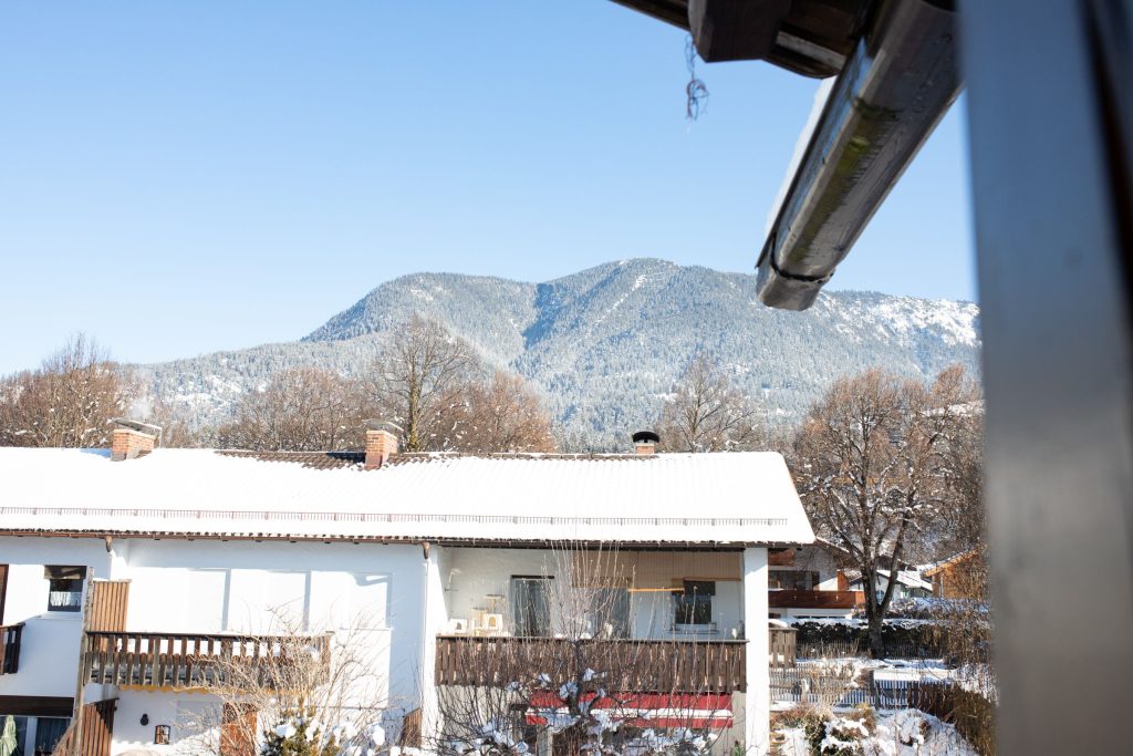 Berge im Winter in Ferienwohnung in Garmisch-Partenkirchen