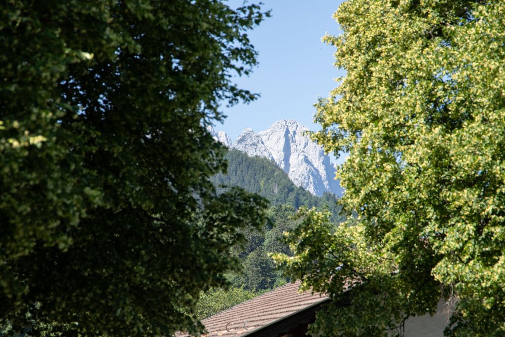 Die Berge von Garmisch aus der Ferne