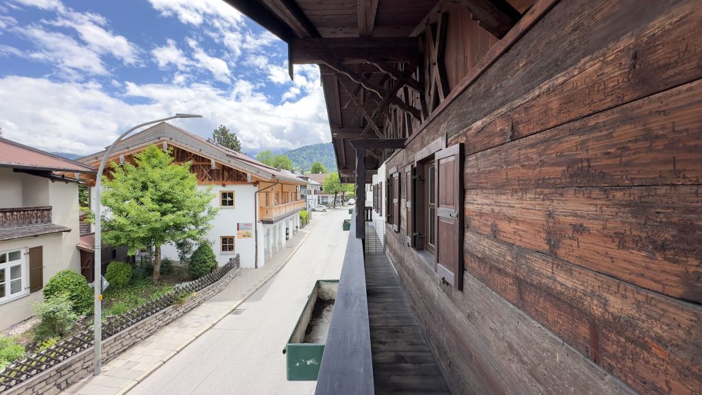 Schmaler Balkon in Ferienwohnung in Garmisch-Partenkirchen