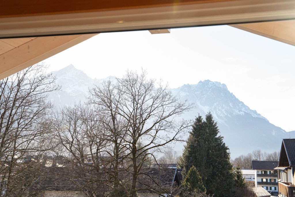 Ausblick in Ferienwohnung in Garmisch-Partenkirchen