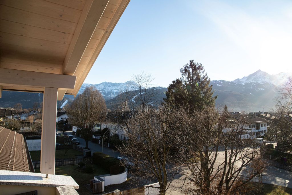 Ausblick in Ferienwohnung in Garmisch-Partenkirchen