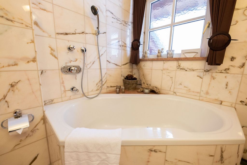 Badewanne in Ferienwohnung in Garmisch-Partenkirchen