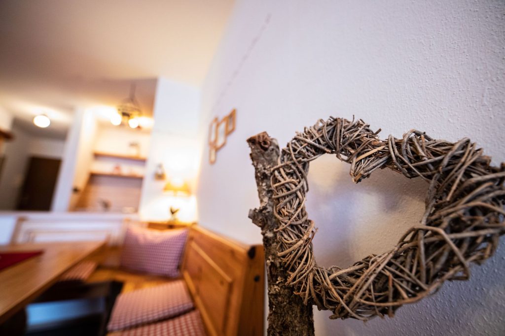 Herzdekoration in Ferienwohnung in Garmisch-Partenkirchen