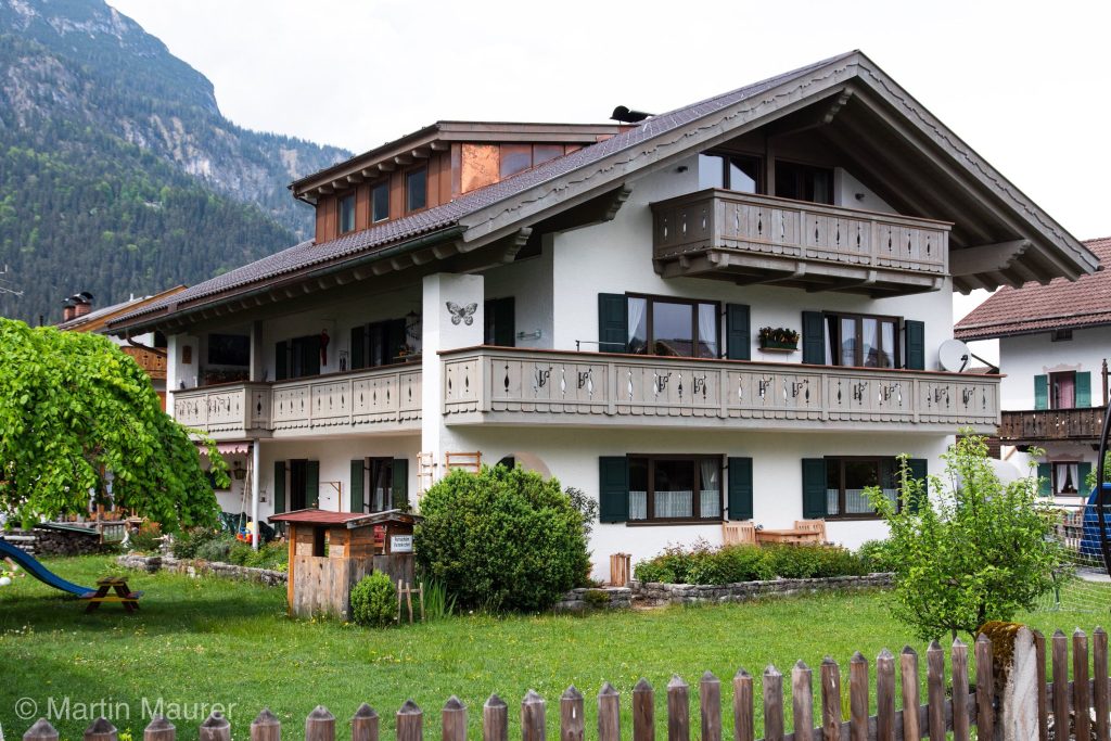 Haus von außen in Ferienwohnung in Garmisch-Partenkirchen