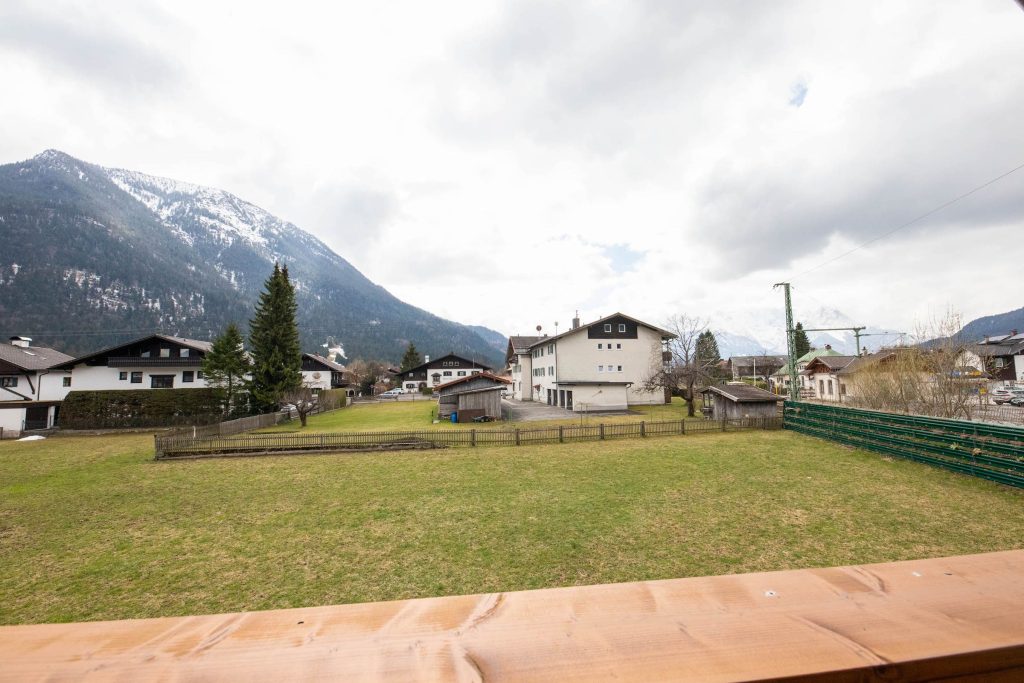 Ausblick in Ferienwohnung in Garmisch-Partenkirchen