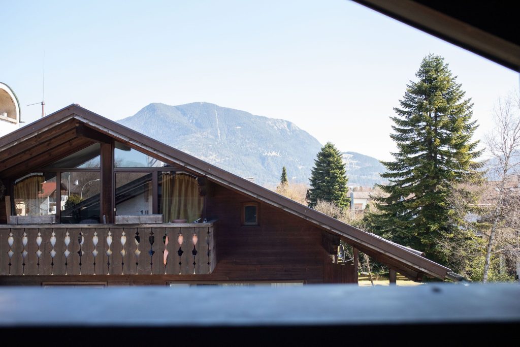 Ausblick in Ferienwohnung in Garmisch-Partenkirchen