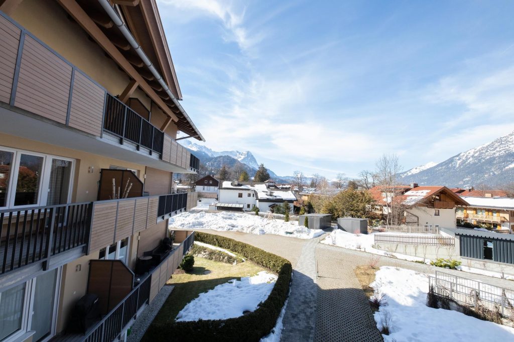 Ausblick in Ferienwohnung in Garmisch-Partenkirchen