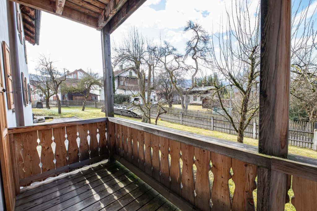 Balkon mit Aussicht in Ferienwohnung in Garmisch-Partenkirchen