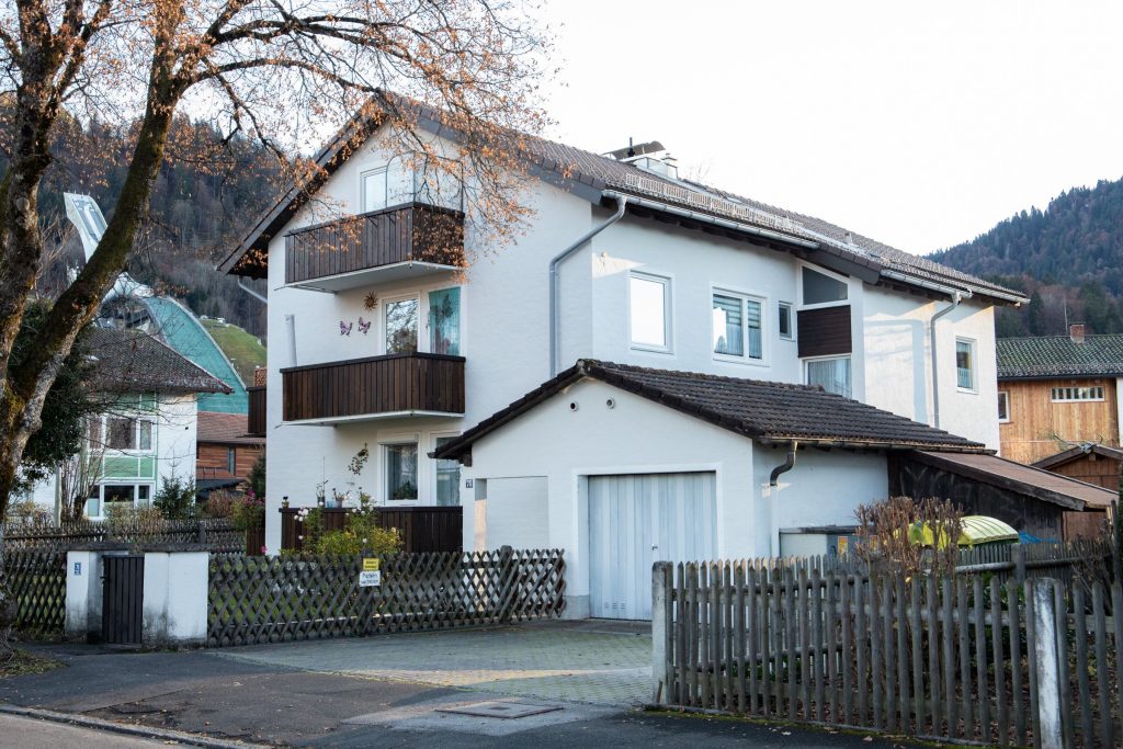 Haus von außen in Ferienwohnung in Garmisch-Partenkirchen