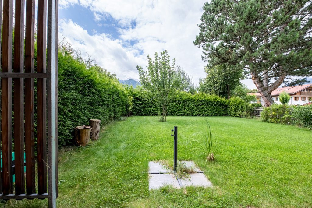 Garten in Ferienwohnung in Garmisch-Partenkirchen