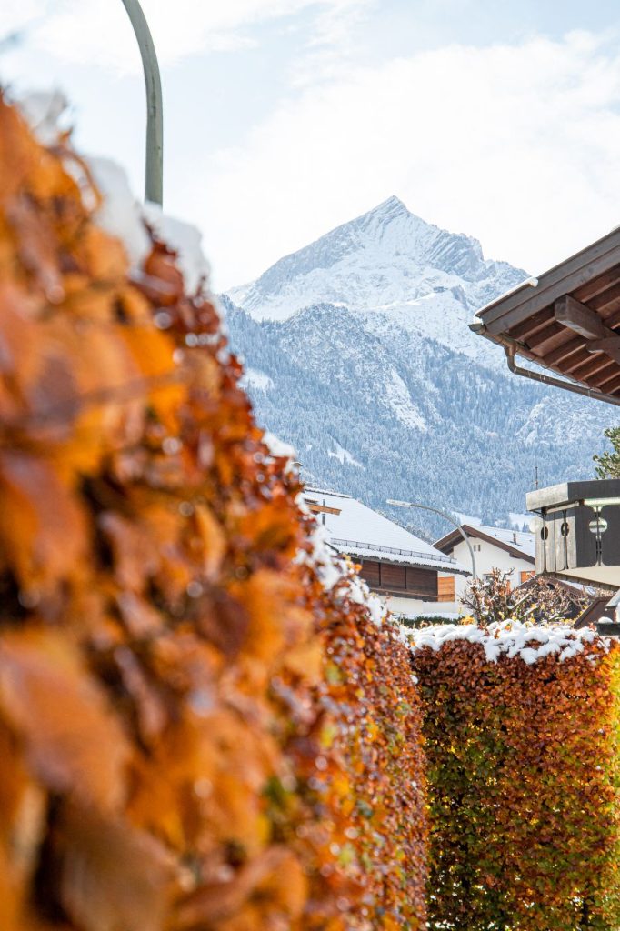 Aussicht auf Alpen in Ferienwohnung in Garmisch-Partenkirchen