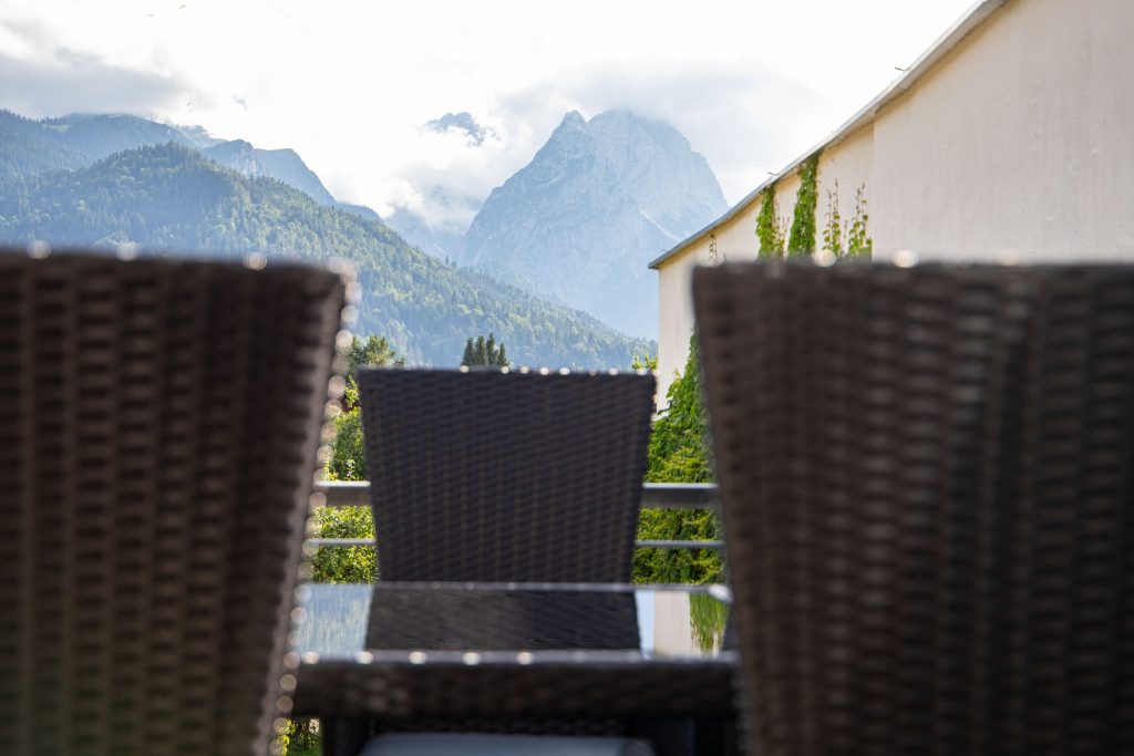 Ausblick von dem Balkon in Ferienwohnung in Garmisch-Partenkirchen