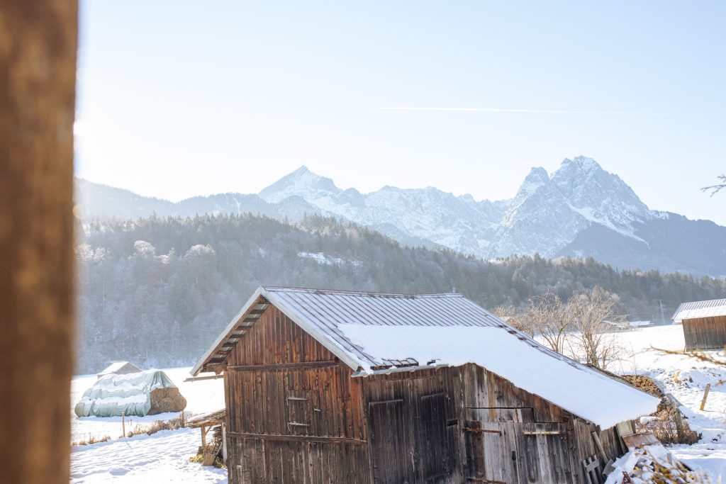 Aussicht auf die Berge in Ferienwohnung in Garmisch-Partenkirchen