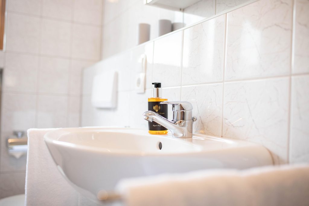 Wasserhahn mit Seife in Ferienwohnung in Garmisch-Partenkirchen