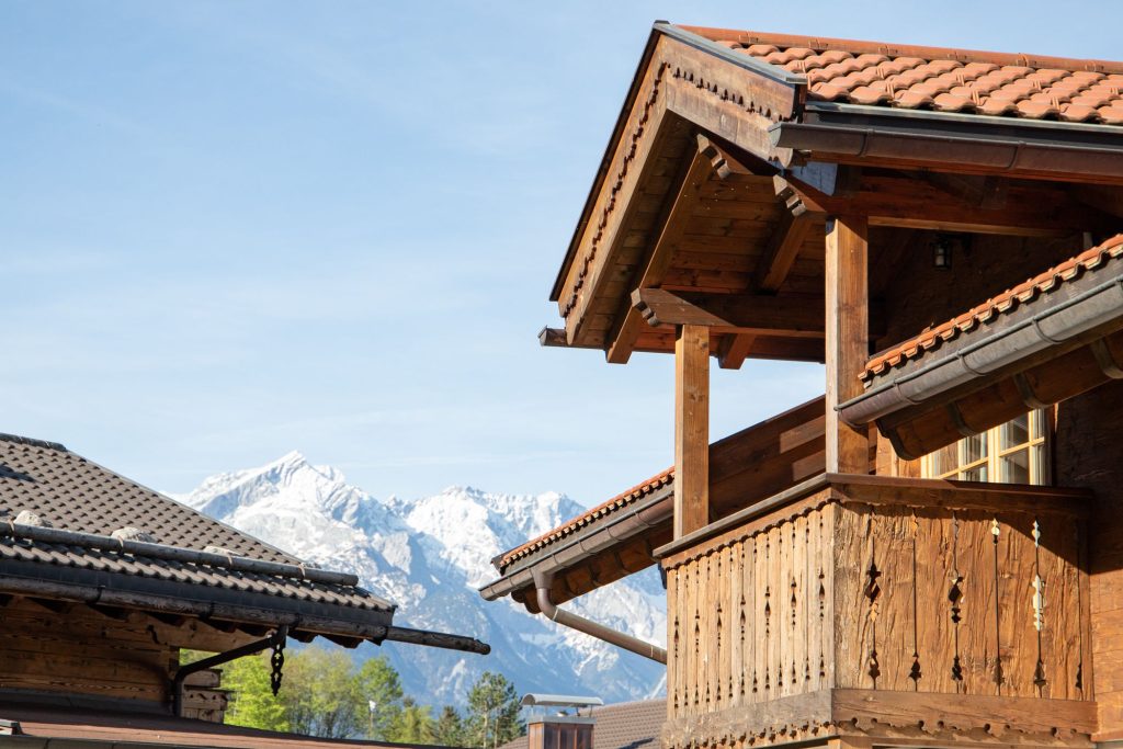 Balkon und die Berge von Garmisch-Partenkirchen