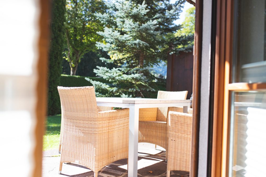 Ausgang zum Garten in Ferienwohnung in Garmisch-Partenkirchen