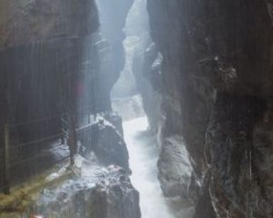 Wasserfälle in der Partnachklamm Garmisch erleben